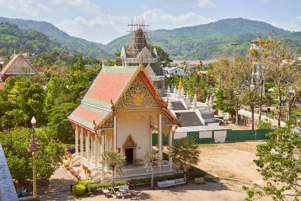 Wat Chalong complexe du temple bouddhiste île de Phuket — Photo