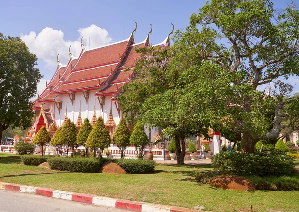 Wat Chalong complexe du temple bouddhiste île de Phuket — Photo