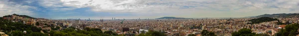 Панорама Барселоны от парка Гуэль — стоковое фото