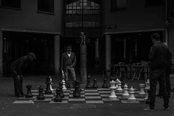 Амстердамский гигант шахмат — стоковое фото