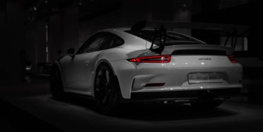 Bir resmi arka uç muhteşem Porsche 911 Gt3 RS.