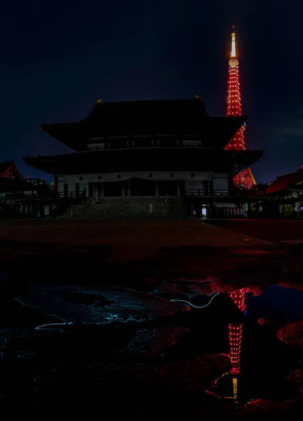 Picture Tokyo Tower Seen Zojoji Temple Night — Stock Photo, Image