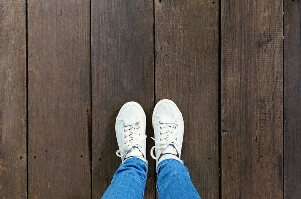 Selfie de pies en zapatillas de moda —  Fotos de Stock