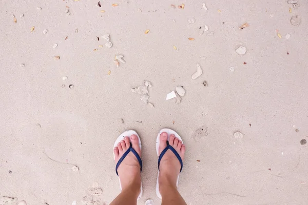Selfie ayak moda Sandaletler içinde — Stok fotoğraf
