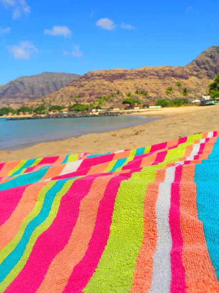Barevná pláž v roušku Havaj — Stock fotografie