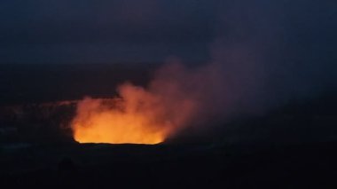 Volkan Hawaii geceleri Sigara