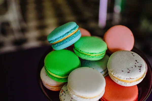 Renkli Fransızca macaroons — Stok fotoğraf