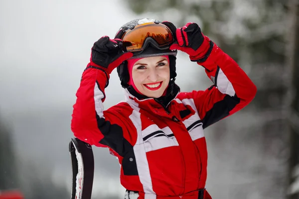 Portrait of a woman smiling — Stock Photo, Image