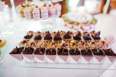 tatil parti masada tatlılar