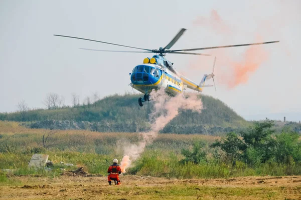 Ember égetés jel-helikopter — Stock Fotó