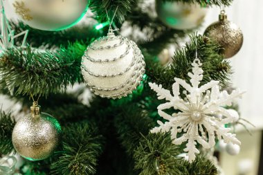 Noel ağacı oyuncakları