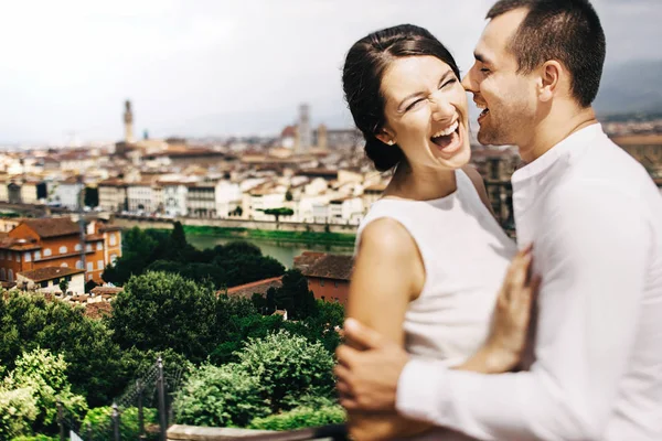 Young couple in Florence — Stock Photo, Image