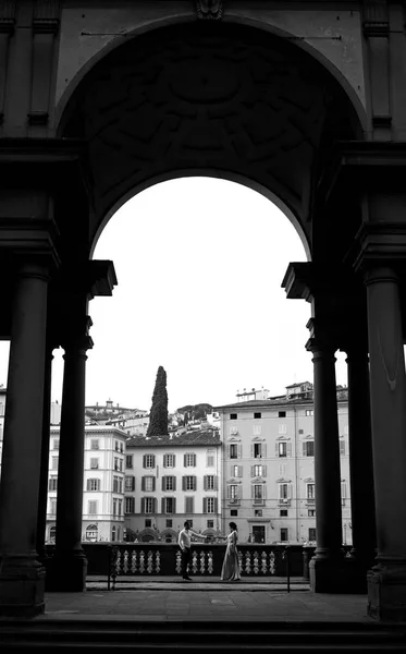 Casal jovem em Florença — Fotografia de Stock