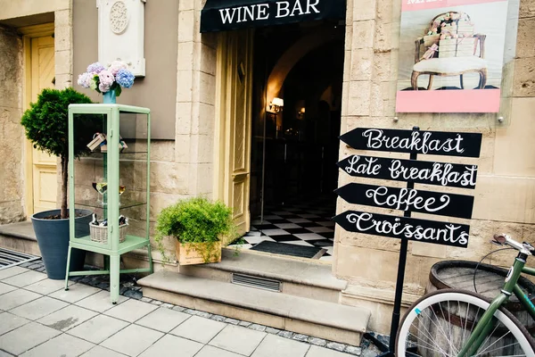 Facade of classic wine bar — Stock Photo, Image