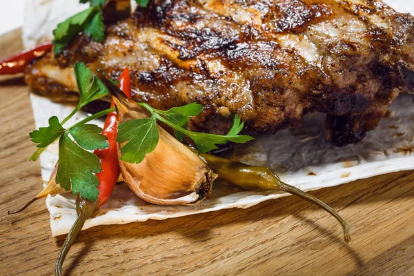 Vynikající grilované maso — Stock fotografie