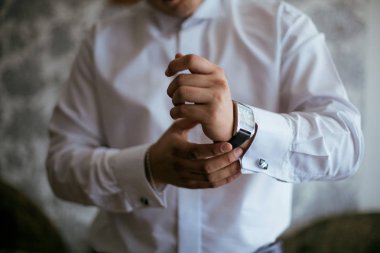 Damat Giydirme ve töreni için hazırlanıyor