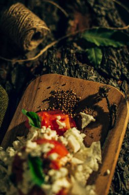 yeşil salata sebze ile tabak