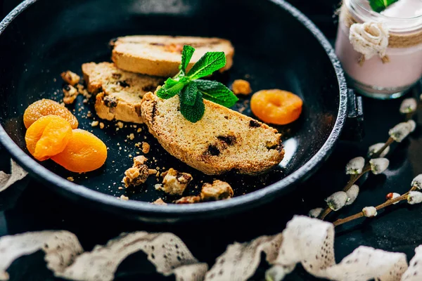 Kekse mit Aprikosen und Joghurt — Stockfoto