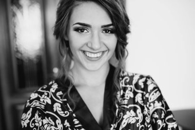 Sabahları güzel gelin