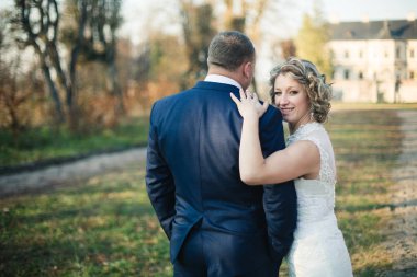 damat ve gelin mutlu portre 