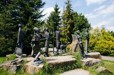 aletler ve otomotik makinalar ile bahar bahçe