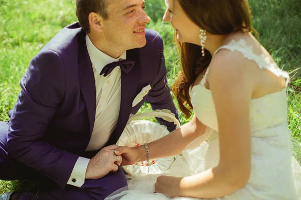 Casal no verão — Fotografia de Stock