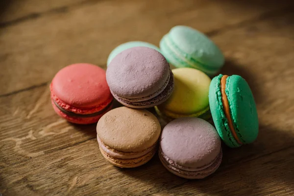 Canlı renkler macaroons — Stok fotoğraf