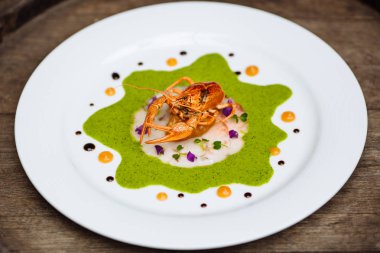 taze haşlanmış kerevides yemek için hazırlanan