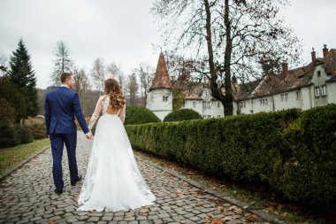 Gelin ve damat, düğün günü