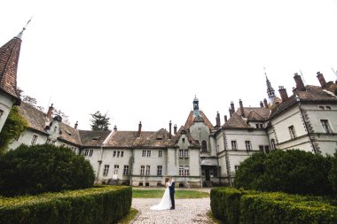 Gelin ve damat, düğün günü