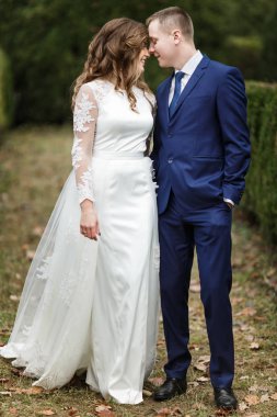  Çift düğün günü kutluyor