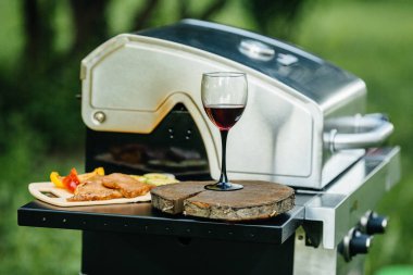  sebze ve şarap ile ızgara et 