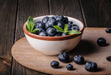 Kasede taze yaban mersini 