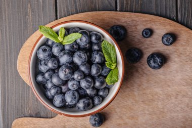 Kasede taze yaban mersini 