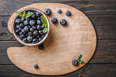 Kasede taze yaban mersini 