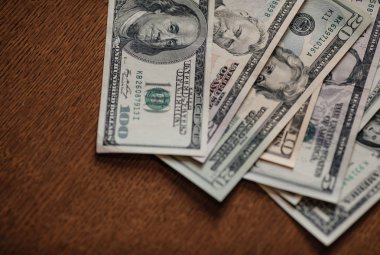  Amerikan Doları nakit para.