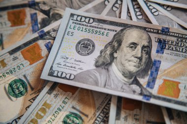  Amerikan Doları nakit para.