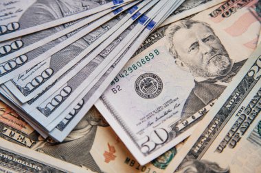  Amerikan Doları nakit para.