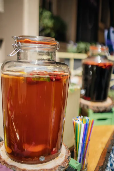 Taze kırmızı sangria