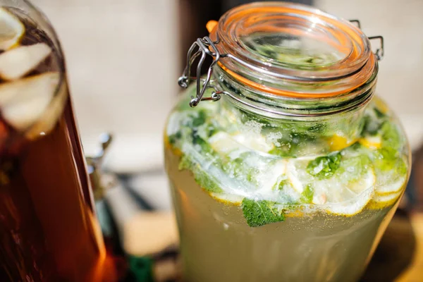 Mojito en een andere koude dranken — Stockfoto