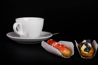 Demlenmiş kek eklerleri