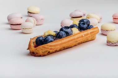  macarons ve Brewed Kek pasta