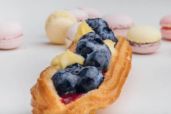 Macarons ve Brewed Kek pasta — Stok fotoğraf