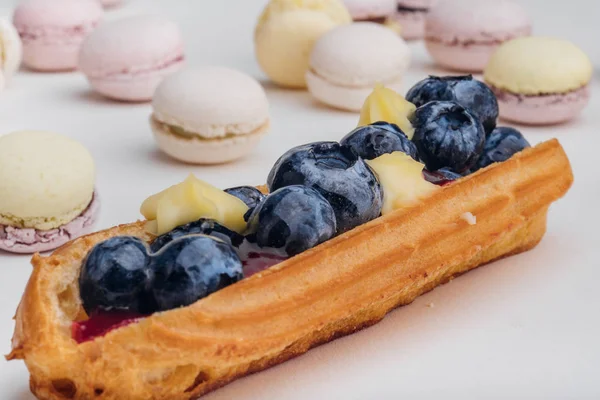  macarons ve Brewed Kek pasta