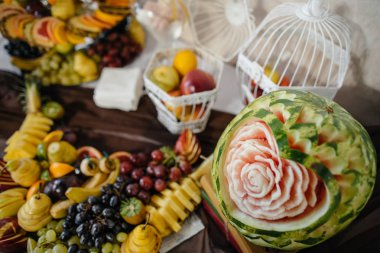 Vintage saat ve düğün aperatifler