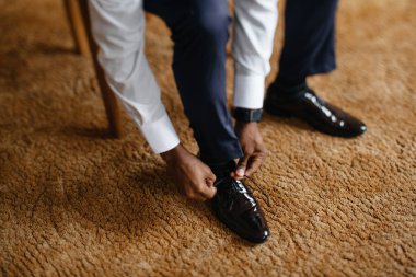 Damat Giydirme ve töreni için hazırlanıyor