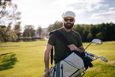 golf oyuncu kulübü ile atış isabet 