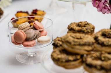 Düğün resepsiyonu çikolata