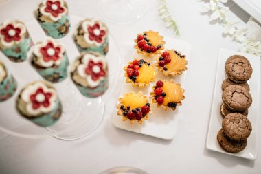 Düğün resepsiyonu çikolata