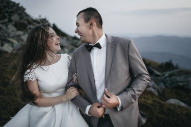 Mutlu güzel gelin ve damat 